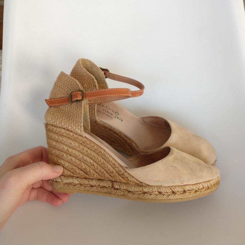 Gaimo leather suede wedge sandal sz 39